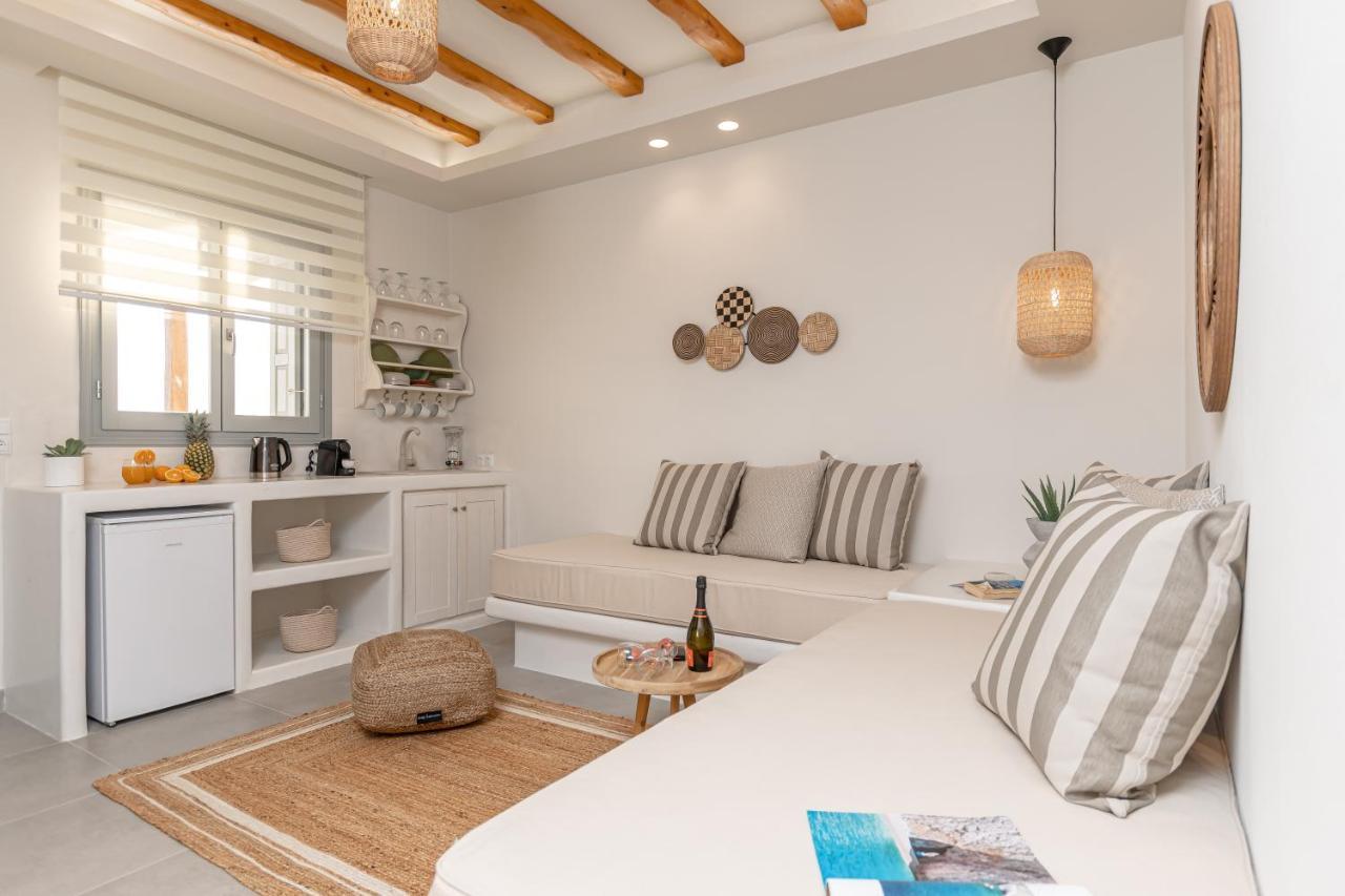 Porto Dema Luxury Suites Schinoussa Exterior photo
