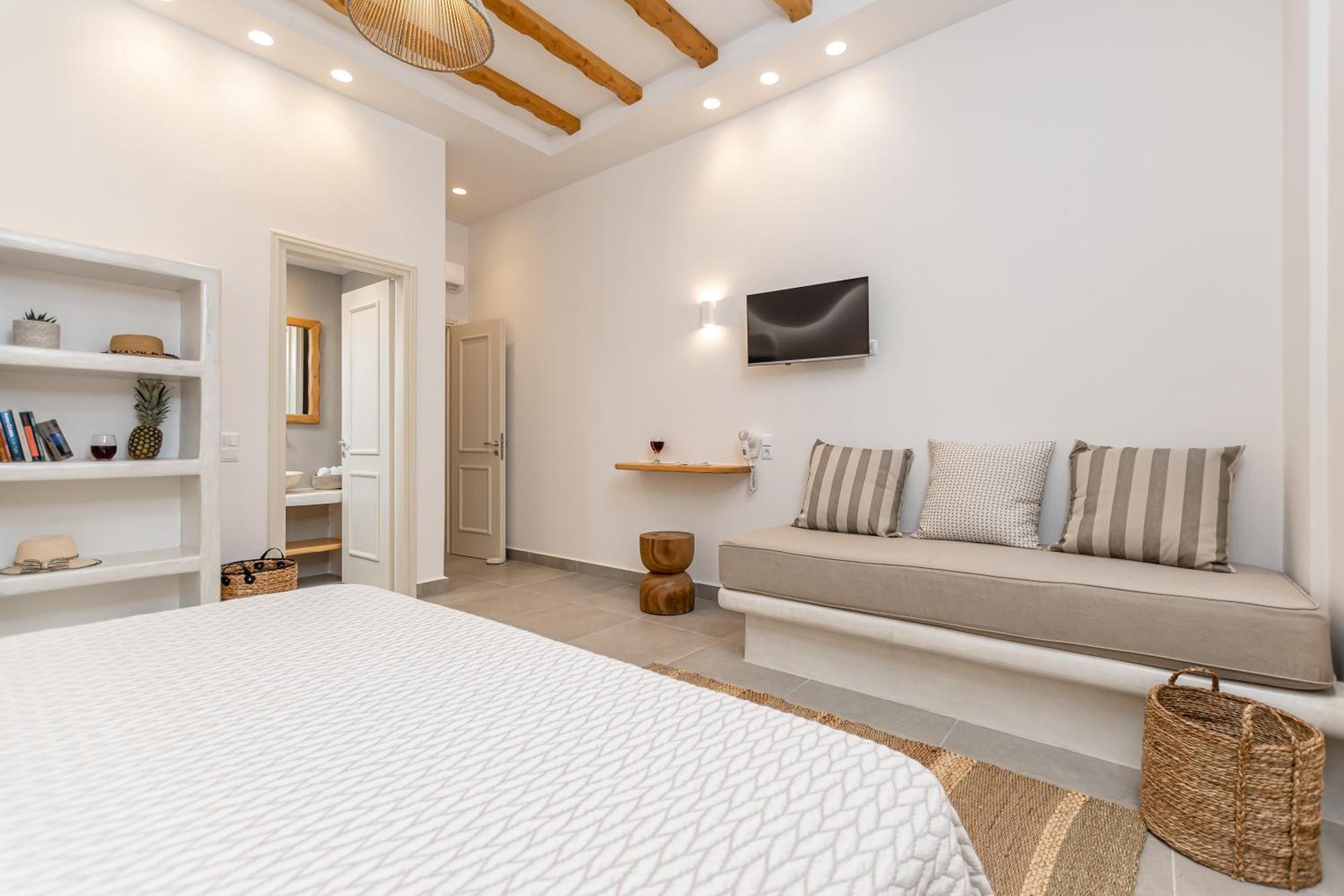 Porto Dema Luxury Suites Schinoussa Exterior photo