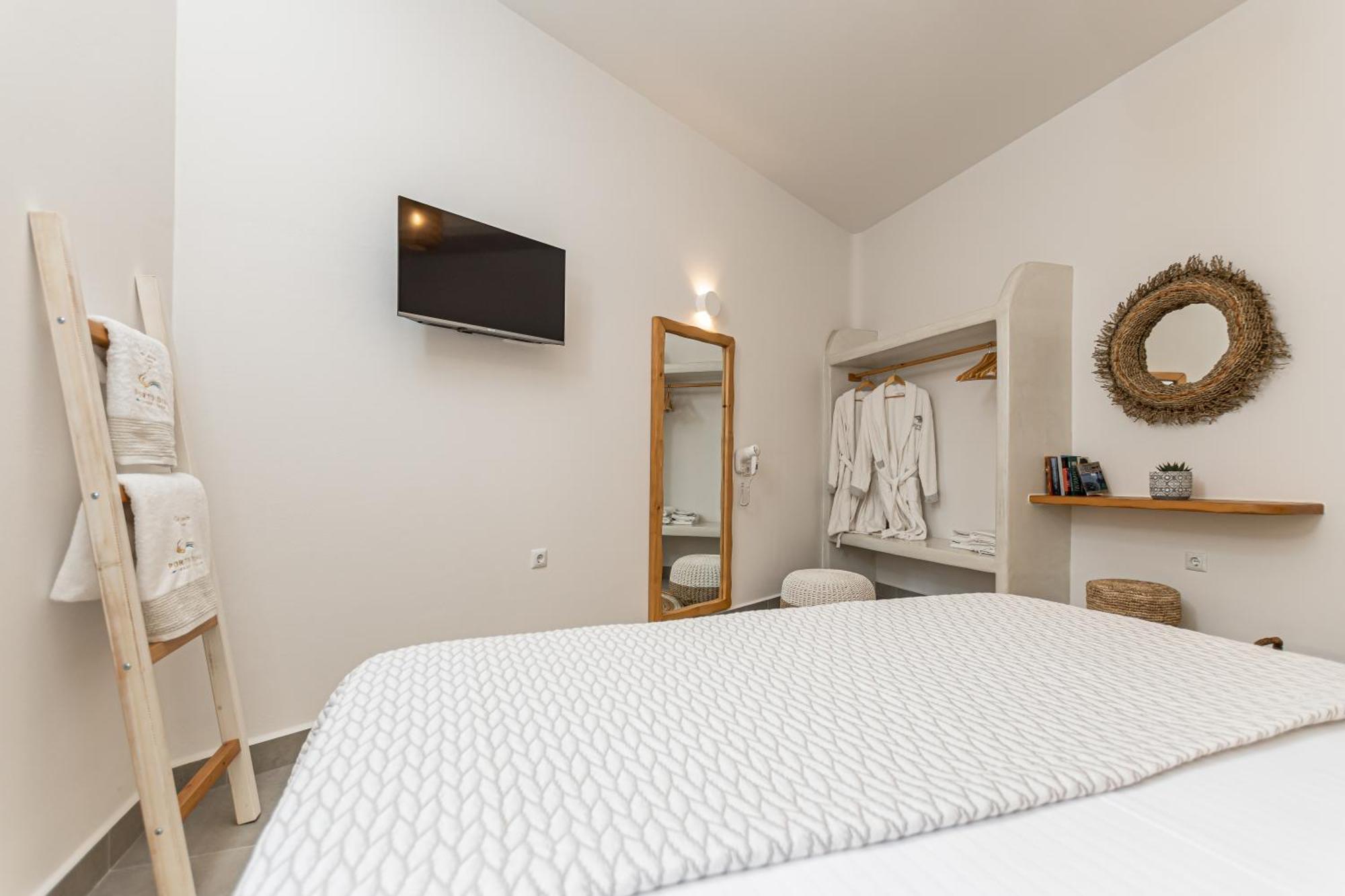 Porto Dema Luxury Suites Schinoussa Exterior photo