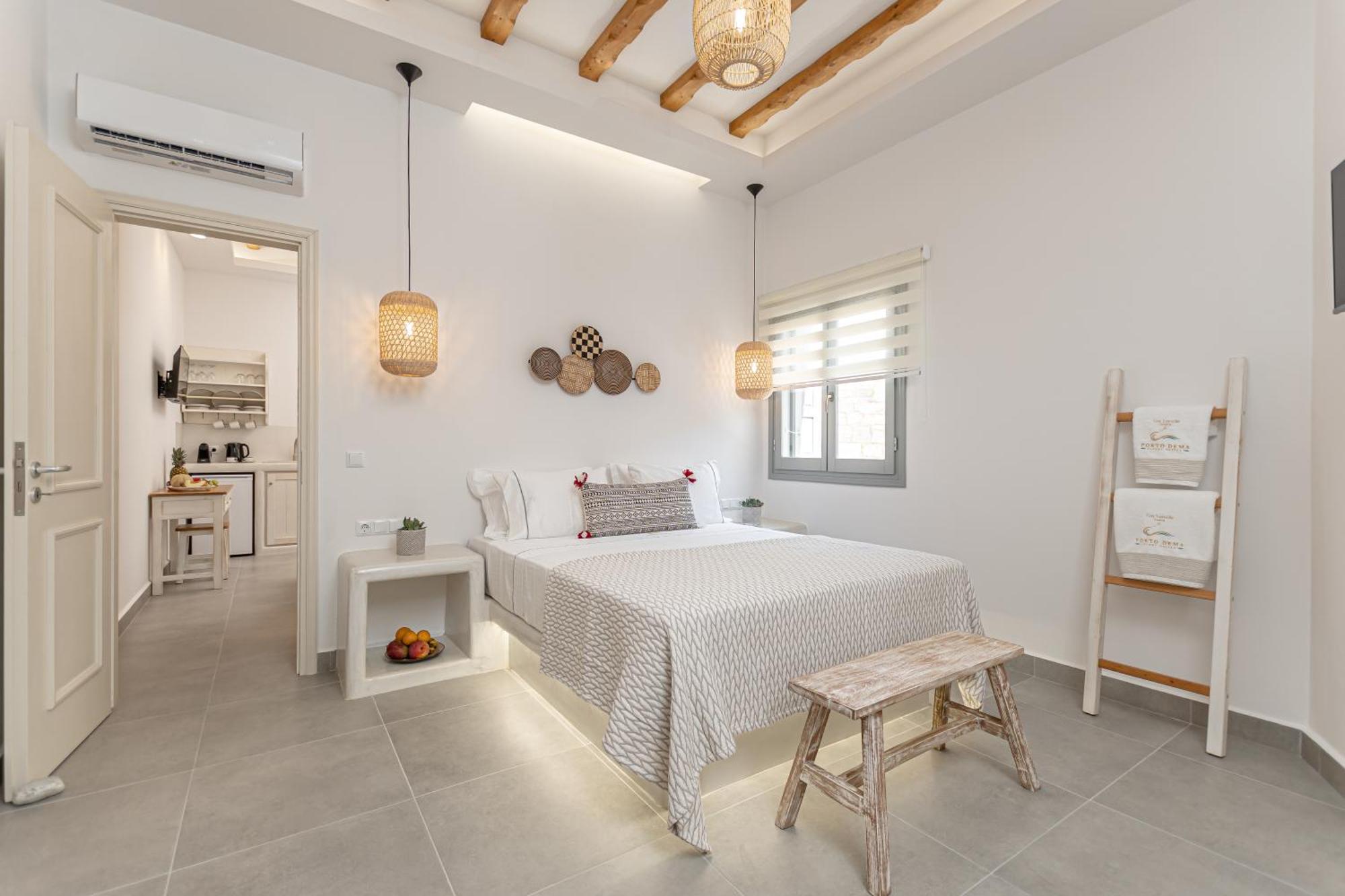 Porto Dema Luxury Suites Schinoussa Exterior photo