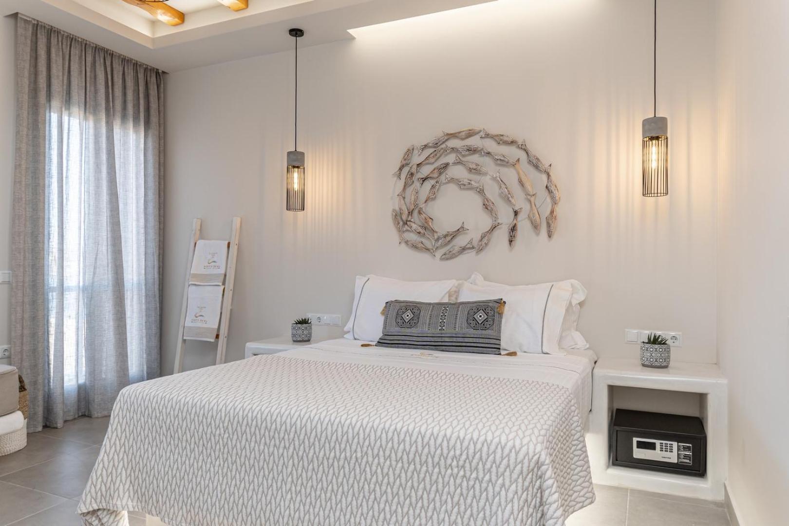 Porto Dema Luxury Suites Schinoussa Exterior photo