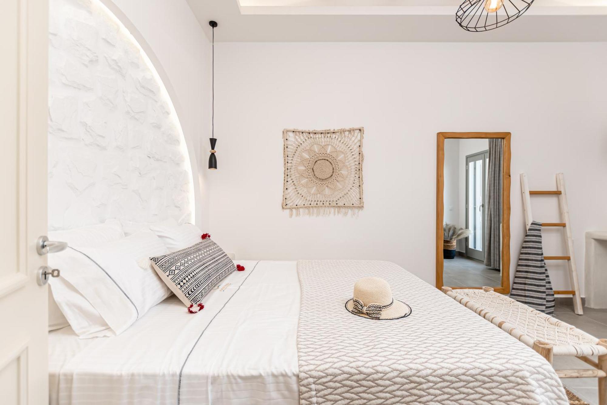 Porto Dema Luxury Suites Schinoussa Exterior photo