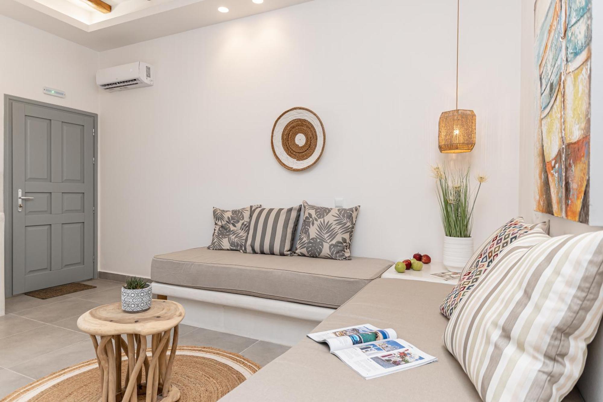 Porto Dema Luxury Suites Schinoussa Exterior photo
