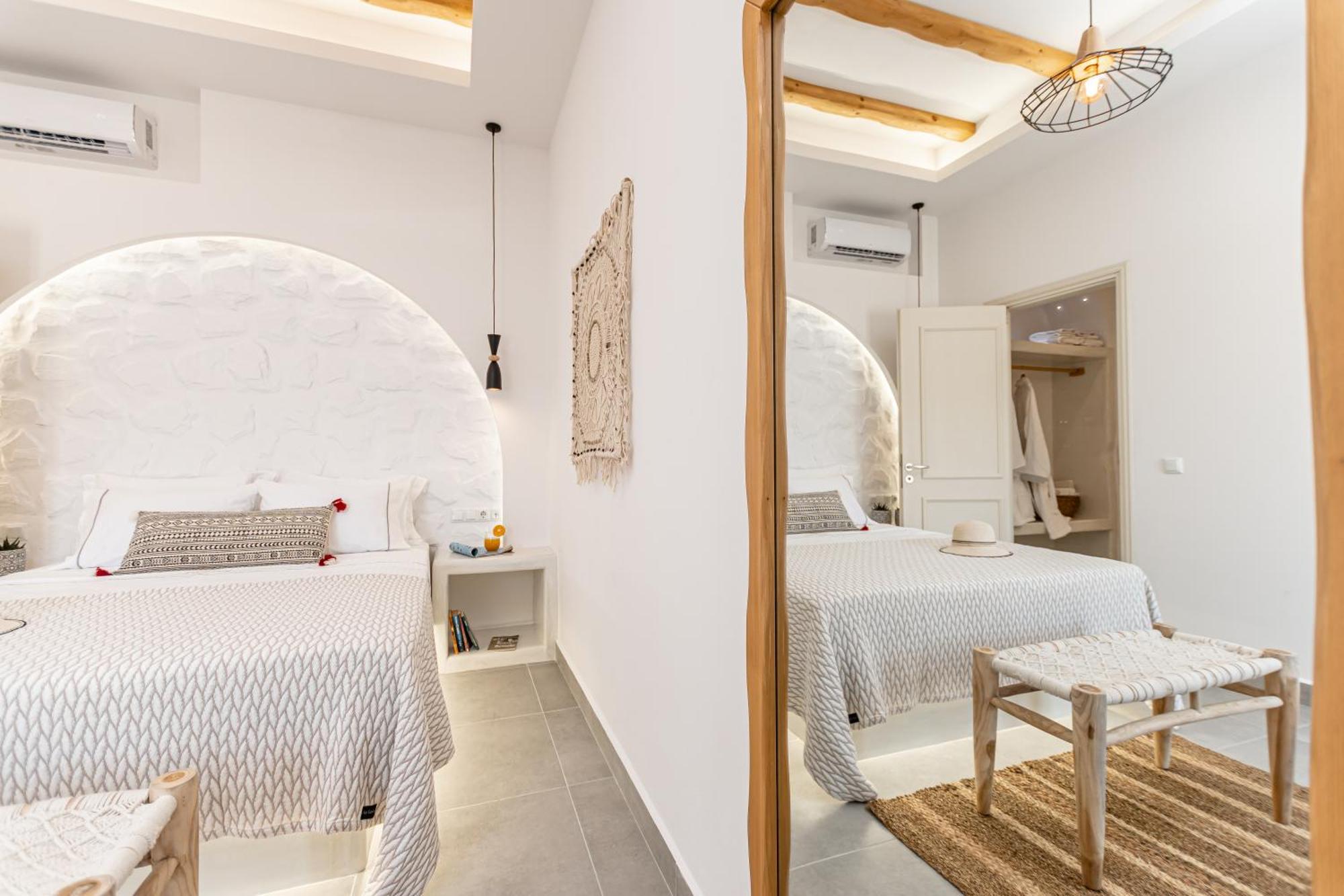 Porto Dema Luxury Suites Schinoussa Exterior photo